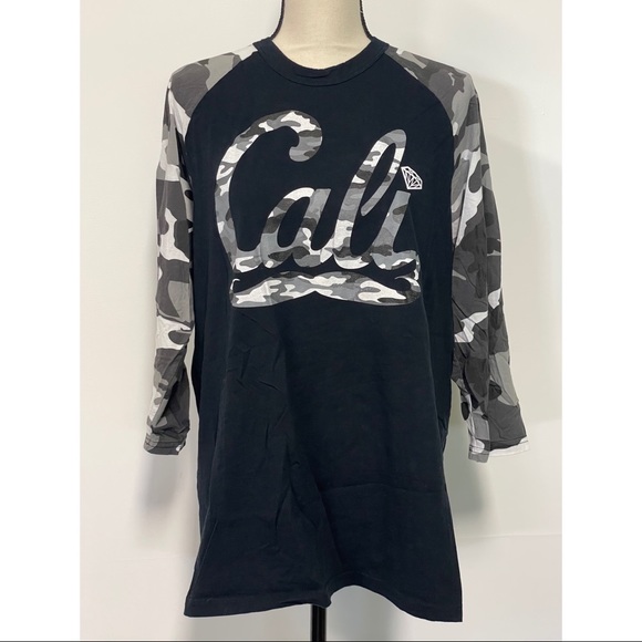 Tops - Cali Graphic 3/4 Sleeves Tee Black and Camo Size XL